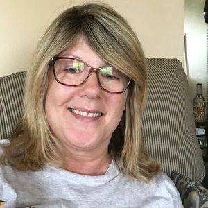 Meet your Posher, Stacy